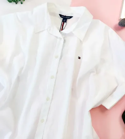 CamisaTommy Hilfiger para dama color blanco