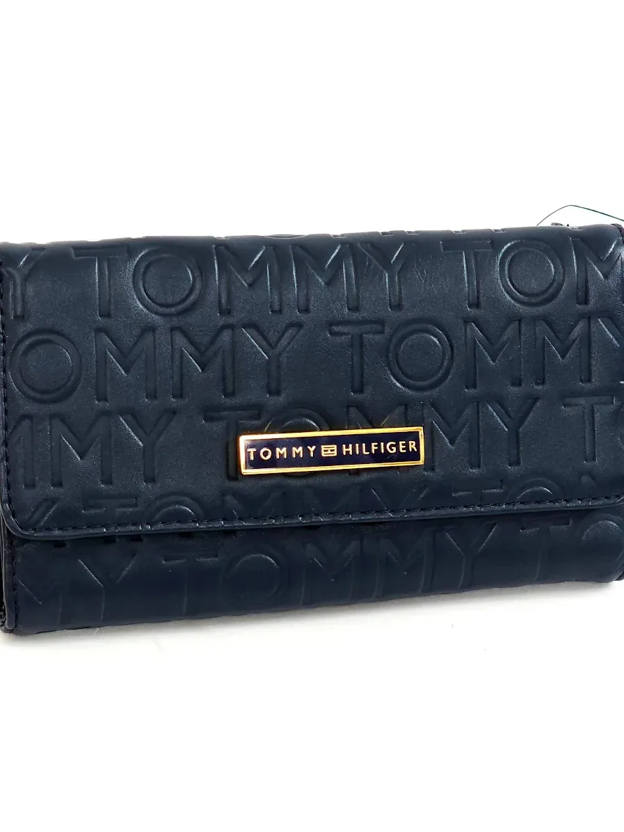 Cartera Tommy Hilfiger color azul oscuro