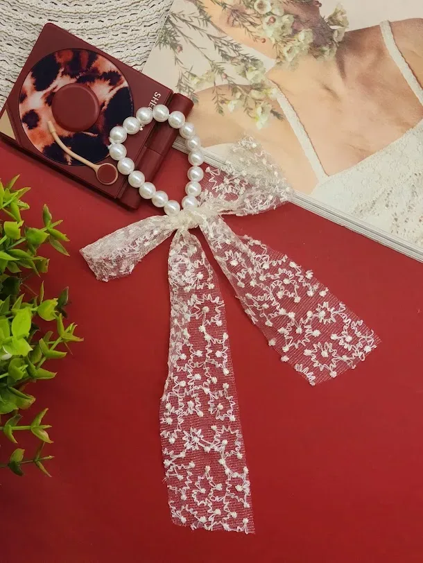 Cola de perlas blanco hueso