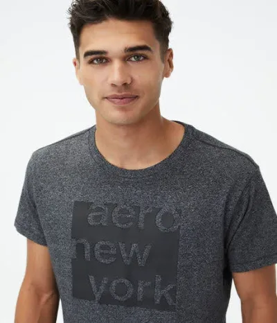 Camiseta  Aereopostal para caballero color gris oscuro