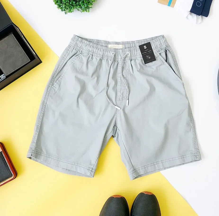 Short para caballero color gris