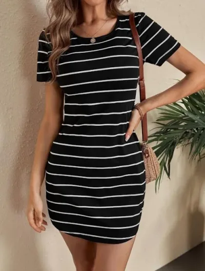 Vestido para dama color negro a rayas blancas