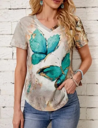Camiseta para dama multicolor con diseño de mariposa