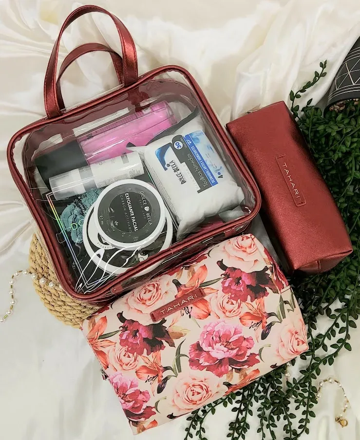 Cosmetiqueras o /y estuches de viaje,  3 unidades