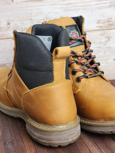 Zapatos Swissbrand para caballero crazy camel