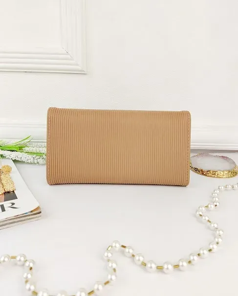 Cartera para dama color nude