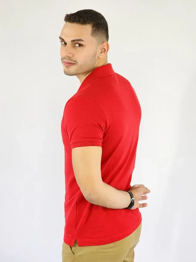 Camiseta Cambrige Polo Club para Caballero color rojo.