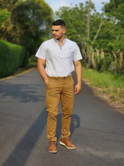 Pantalon para caballero Estivaneli color caramelo