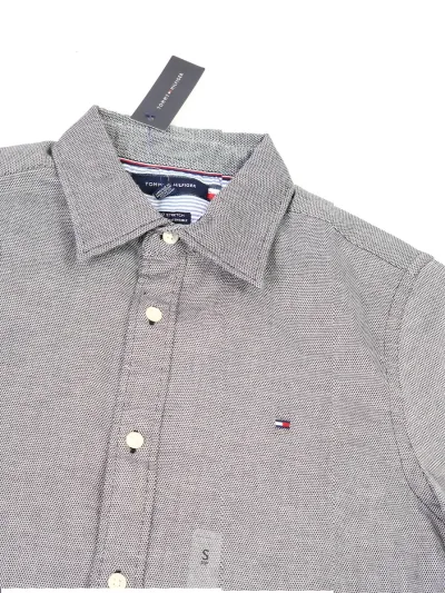 Camisa Tommy Hilfiger para caballero color negro y blanco