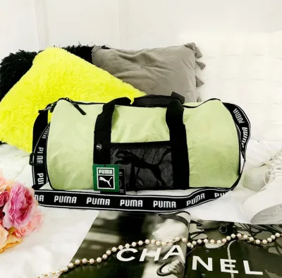 Bolso Puma para dama color verde y negro
