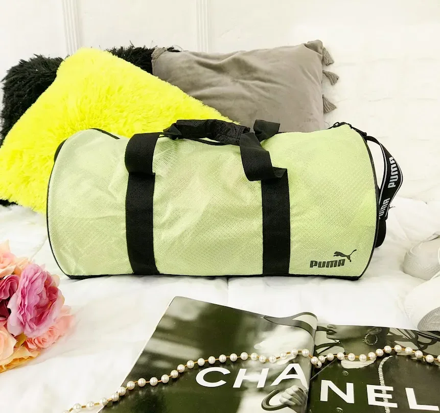 Bolso Puma para dama color verde y negro