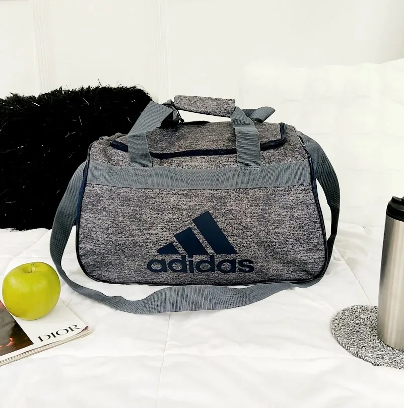 Bolso Adidas para caballero color gris y azul