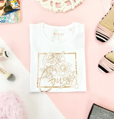 Camiseta Guess para dama color blanco