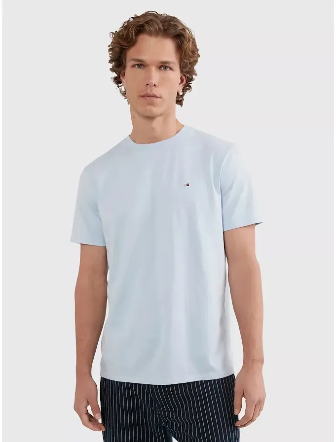 Camiseta Tommy Hilfiger para caballero color celeste claro