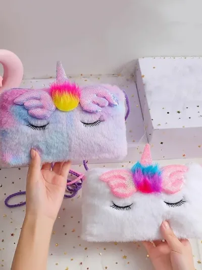 Cartuchera con diseño de unicornio multicolor al azar