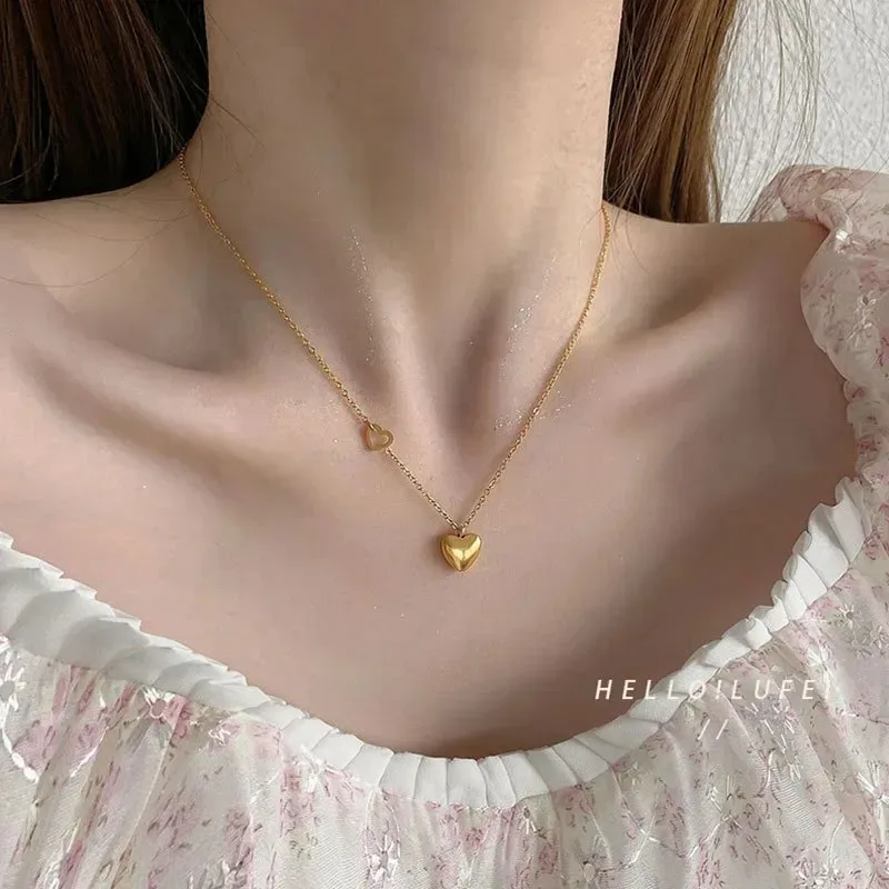 Collar de acero de titanio para dama color dorado