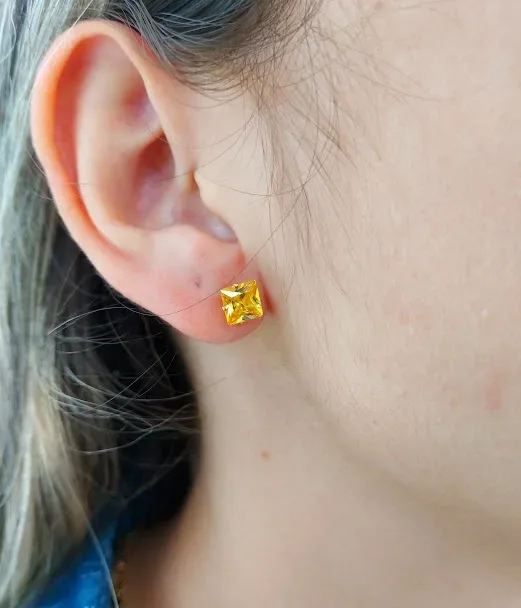 Par de aretes acero inoxidable para dama diseño piedra cuadrada