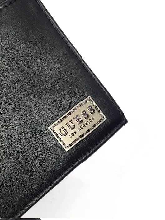 Billetera Guess  para caballero color negro