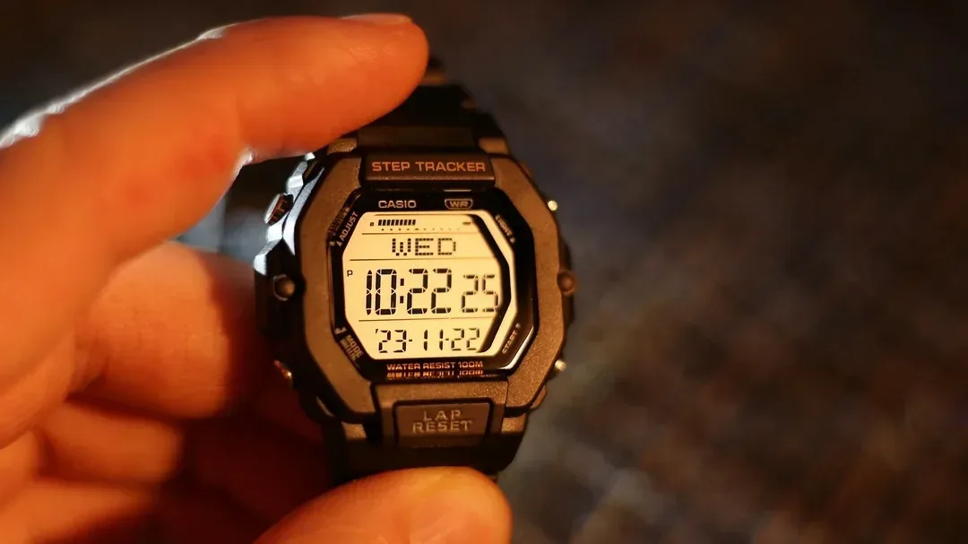 Reloj CASIO para caballero 2200H-1AVDF
