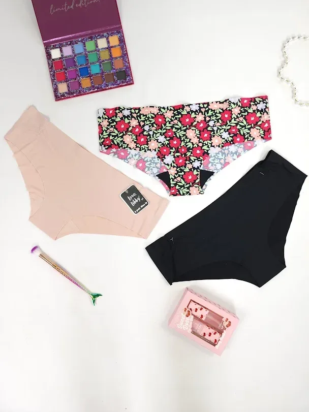 Set de bragas para dama diseño floral