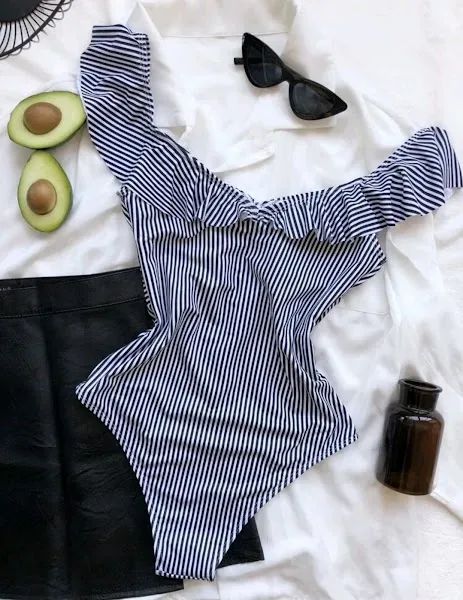 Vestido de baño para dama a rayas