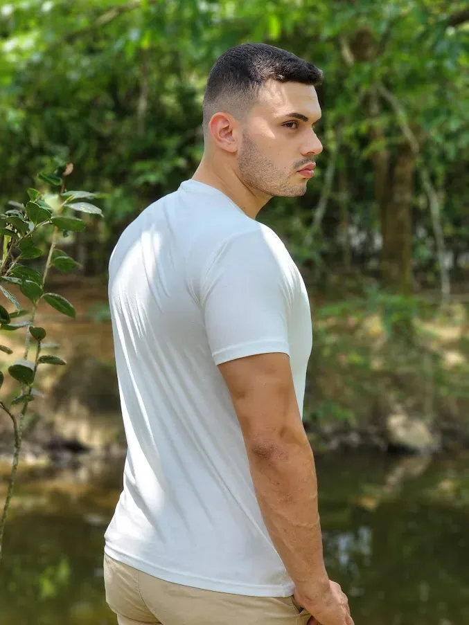 Camiseta para caballero Estivaneli color blanco hueso