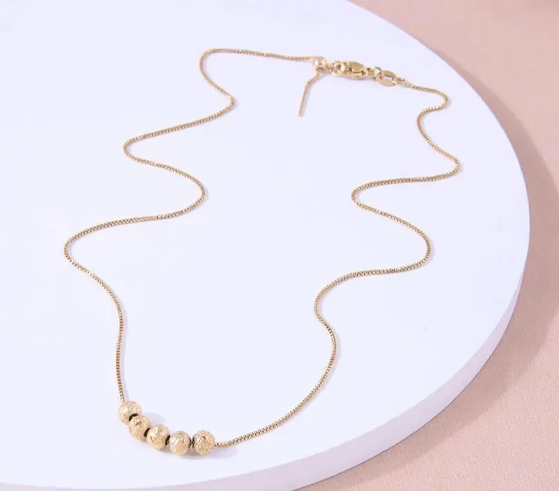 Collar para dama de acero de titanio