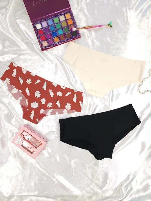 Set de bragas para dama diseño floral