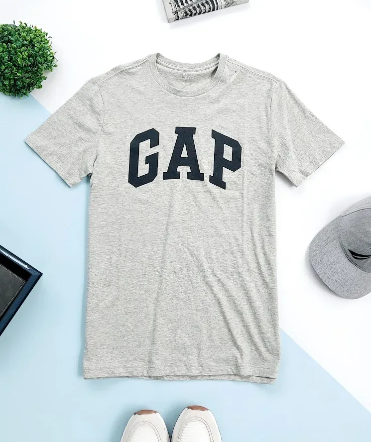 Camiseta Gap para caballero color gris