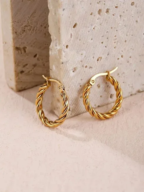Argollas de acero inoxidable para dama diseño trenzado