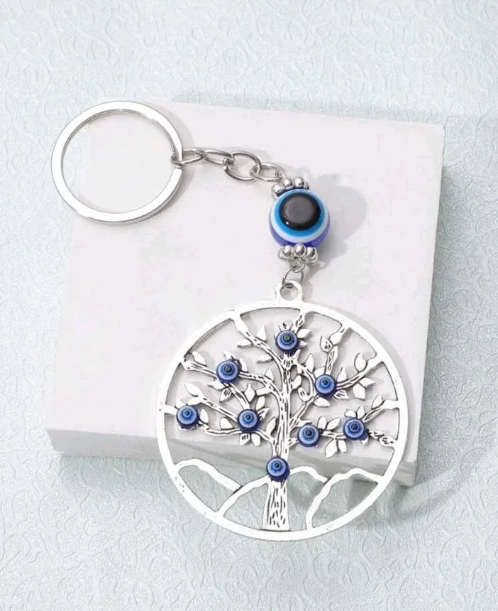 LLavero con diseño ojo turco y árbol de la vida
