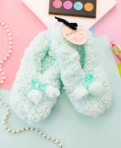Pantuflas de peluche color menta