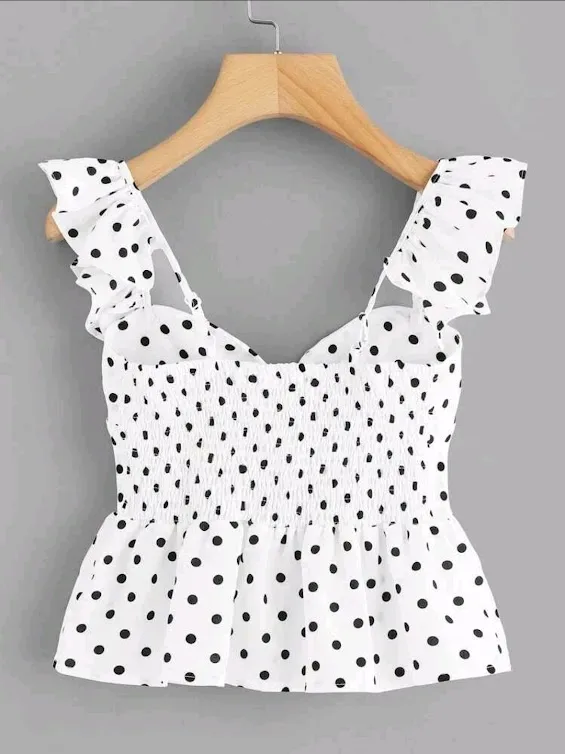 Blusa para dama color blanco con lunares color negro