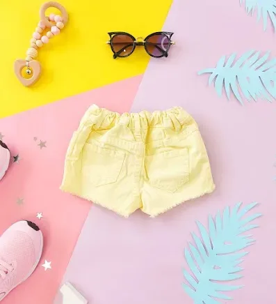 Short The Children´s Place color amarillo