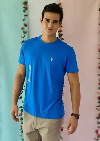 Camiseta Polo para caballero color celeste oscuro