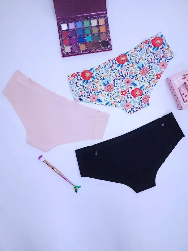 Set de bragas para dama diseño floral