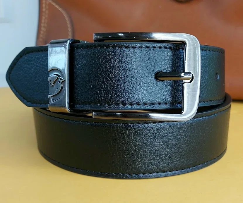 Faja Ecko Unltd para caballero reversible  color negro y café
