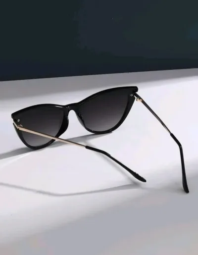 Lentes de sol para dama color negro #7599