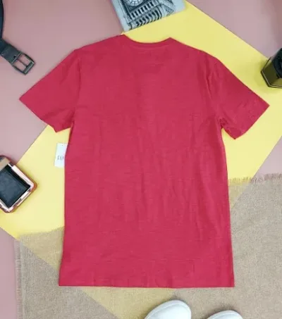 Camiseta GAP para caballero color vino