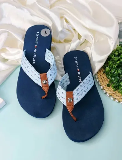 Sandalias Tommy Hilfiger para dama color azul y celeste
