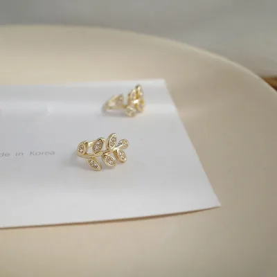 Earcuff para dama de aleación