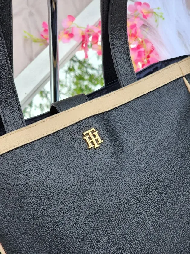 Bolso Tommy Hilfiger para dama color azul