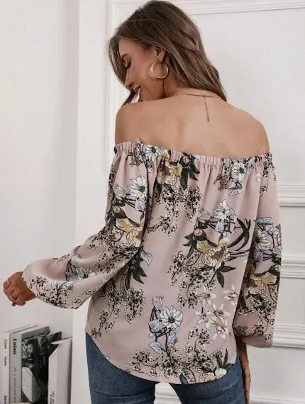 Blusa para dama con estampado floral
