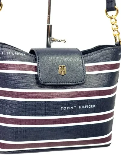 Bolso Tommy Hilfiger para dama color azul diseño rayas
