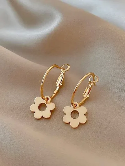 Argollas de acero inoxidable para dama con dije de flor