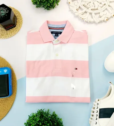 Camiseta Tommy Hilfiger para caballero diseño a rayas color rosa y blanco