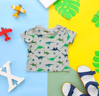 Camiseta para niño Old Navy  color gris