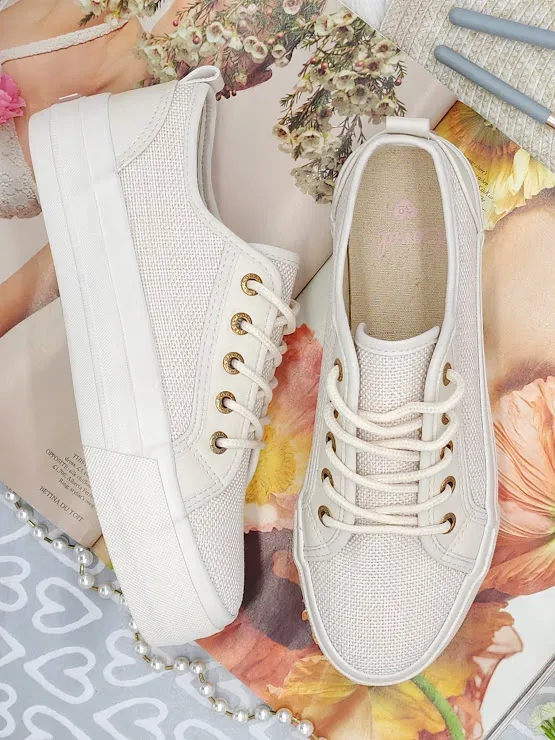 Tenis Coral para dama color beige PEONY