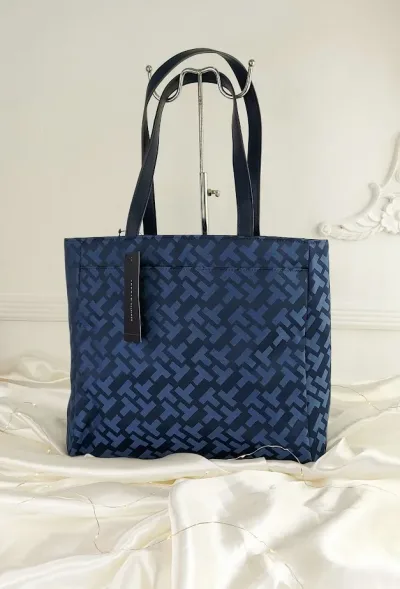 Bolso Tommy Hilfiger para dama color azul