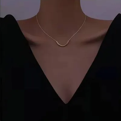 Collar de acero inoxidable para dama color dorado